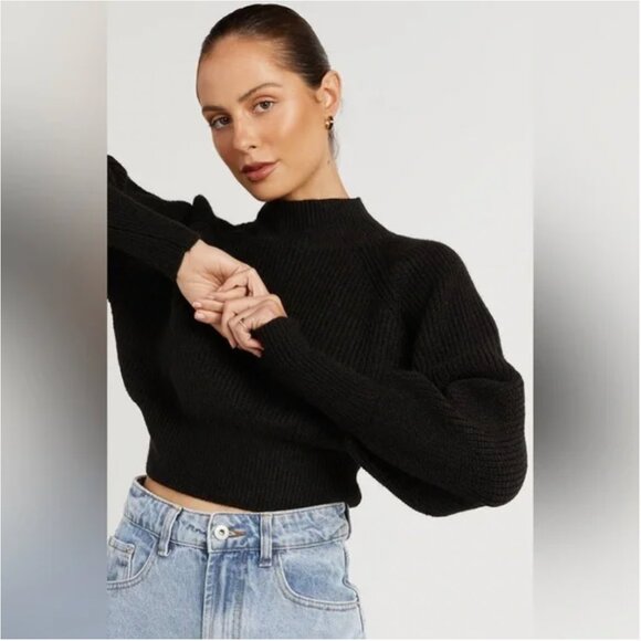 Dissh Aida Black Cropped Puff-Sleeve Sweater - Picture 2 of 6